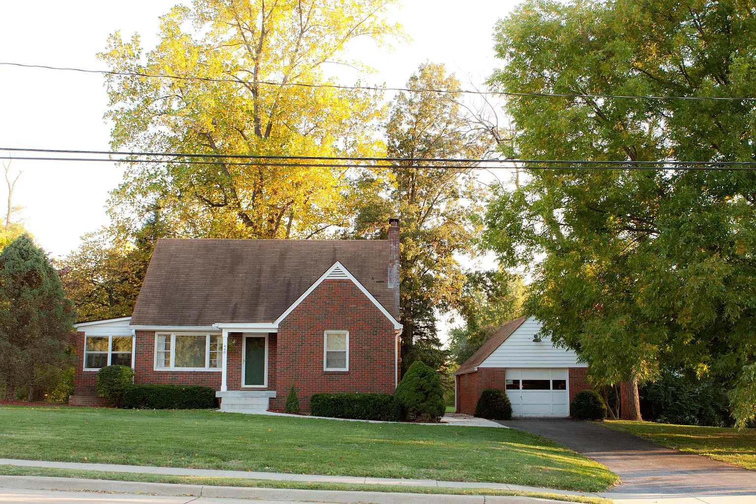 448 Glen Crossing Rd photo 1