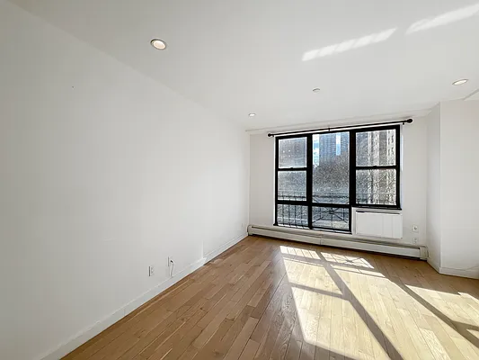 Rented by Skyward | media 15