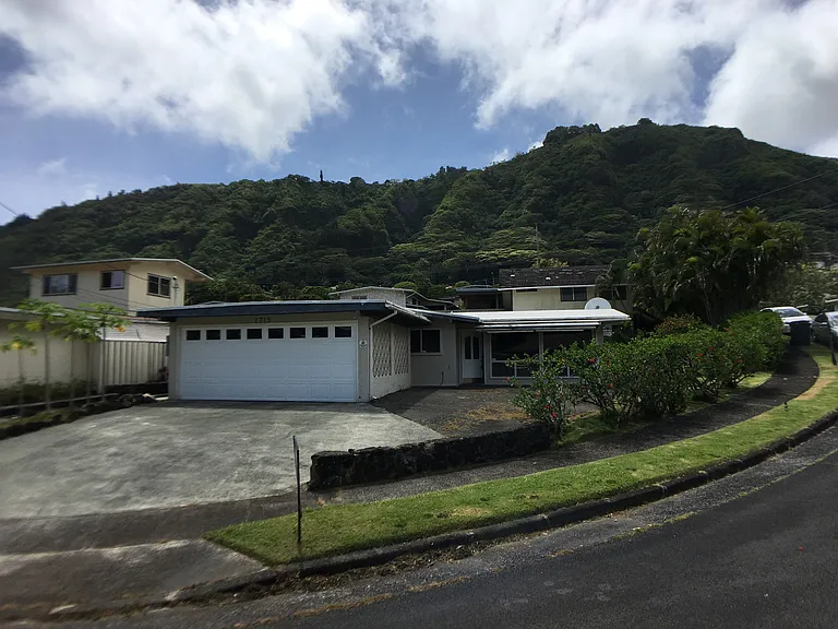 2719 Poelua St — Photo 28