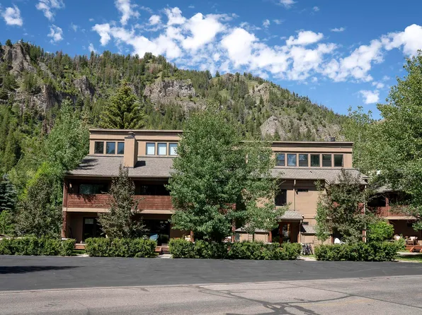 126 Bird Dr #6, Ketchum, ID 83340