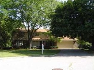 10610 Bobsyl Ln, Grand Ledge, MI 48837