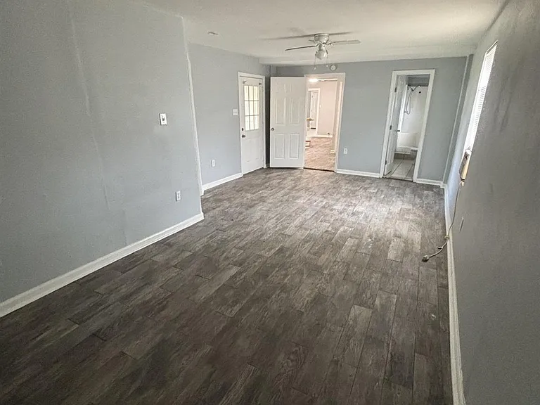 3017 Fern St — Photo 8