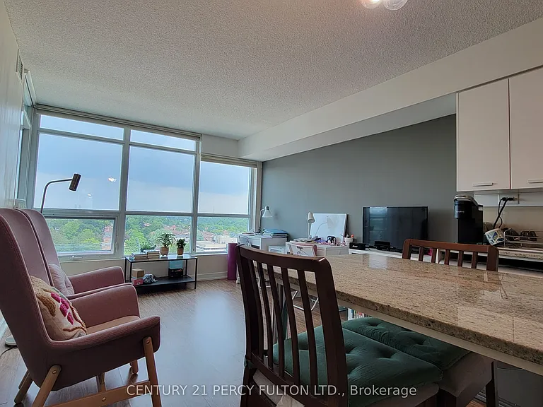 15 Singer Ct #1207 — Photo 4