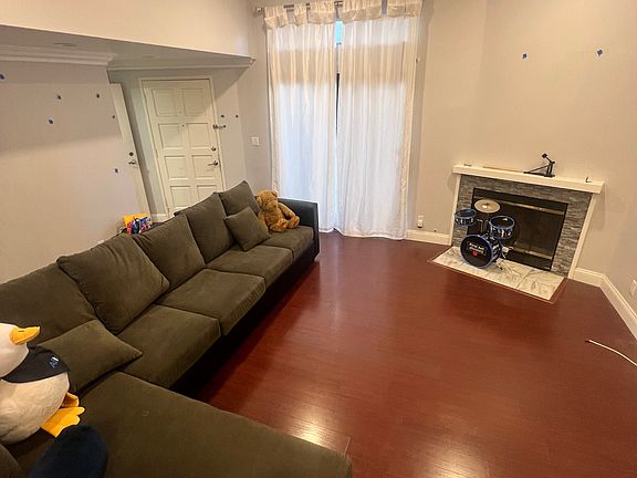 3rd image of 102 S Sierra Madre Blvd Unit 8