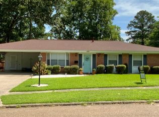 418 Claremont Dr, El Dorado, AR 71730