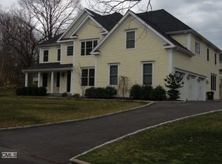 205 Shady Hill Rd, Fairfield, CT 06824