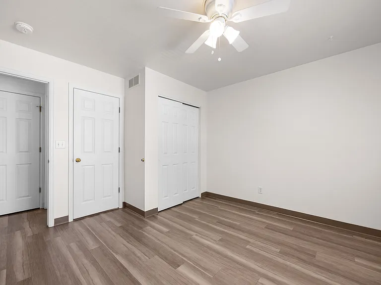 Glenmoor Townhomes — Photo 71