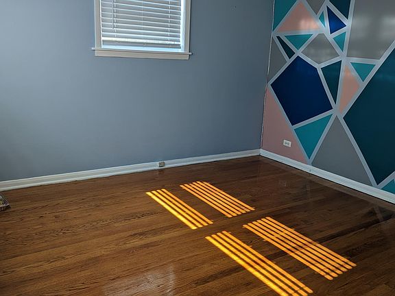 4th image of 8520 Laramie Ave