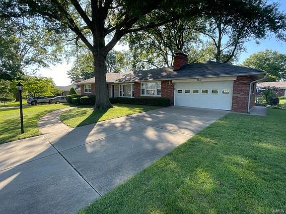 3rd image of 3518 Forest Dale Dr