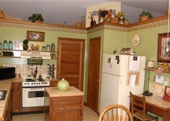 4th image of 12525 Hutton Dr