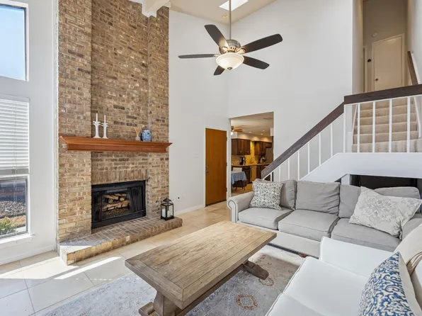 2204 W Park Blvd APT 2301, Plano, TX 75075