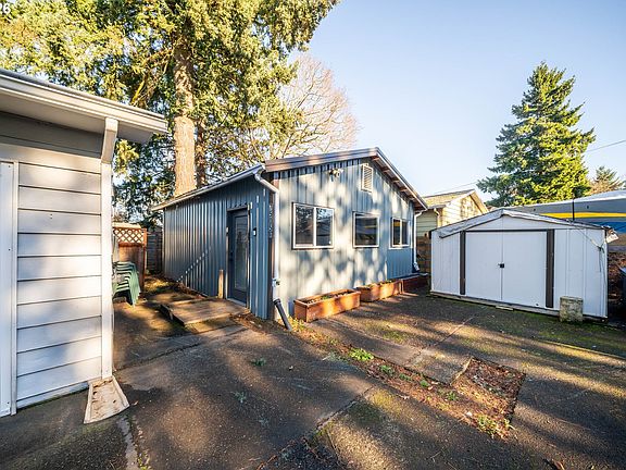 3rd image of 7505 SE Otty St