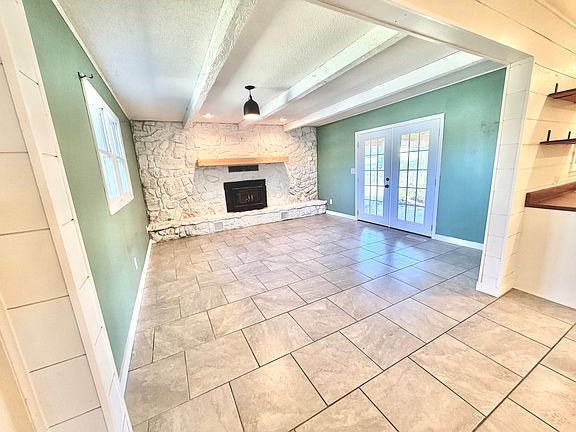 4th image of 1229 E Bonaire Dr