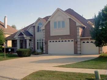 1st image of 142 Los Lagos Dr