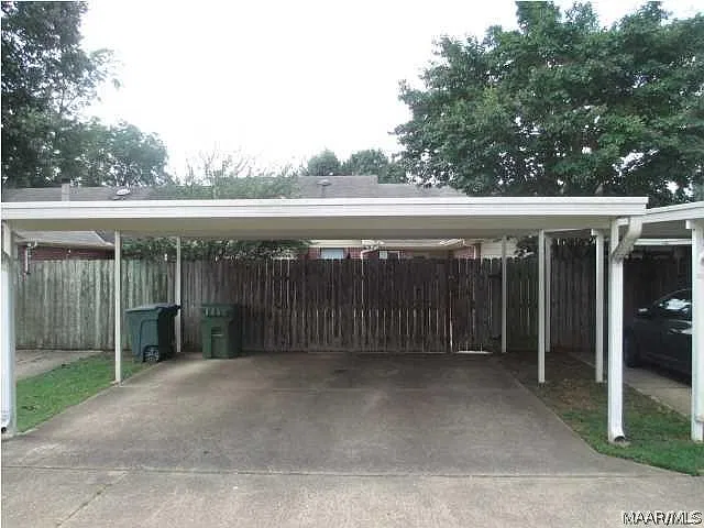 2 bed, 2.0 bath, 1130 sqft, $1,375 — Photo 2