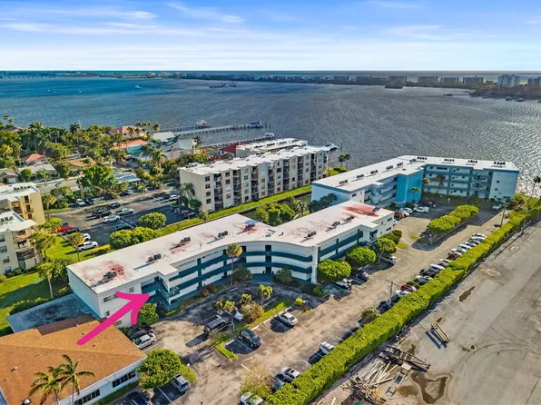 200 Waterway Dr S APT 202, Lantana, FL 33462