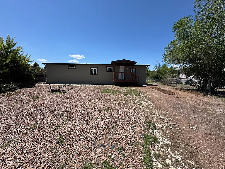 268 E Rolling Hills Dr — Photo 3