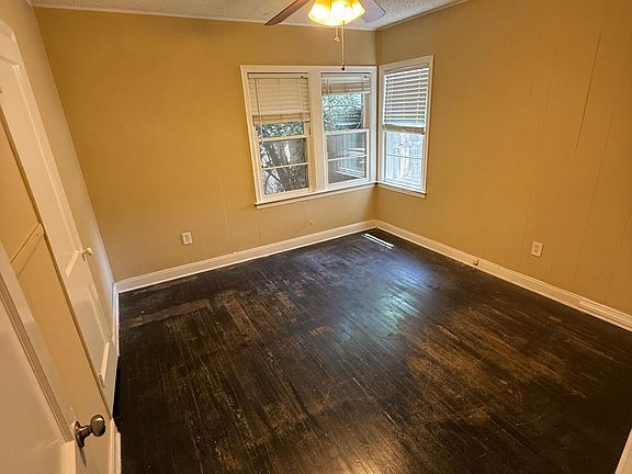 4th image of 2805 27th St