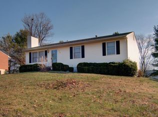5456 Stearnes Ave, Roanoke, VA 24018
