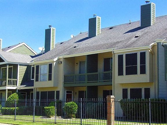 4th image of 9449 Briar Forest Dr #4607