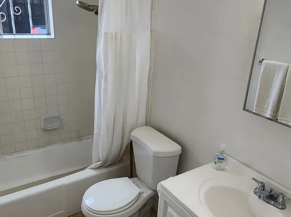 1432 W 106th St, Los Angeles, CA 90047