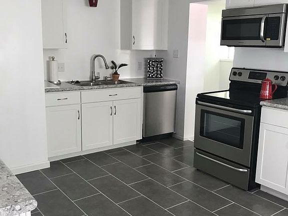 2nd image of 8647 Neptune Dr