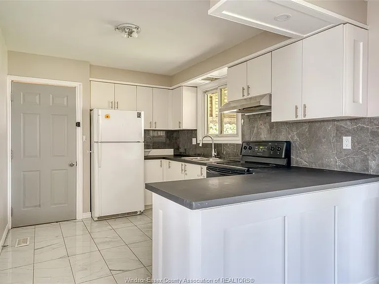 1243 Westcott Rd — Photo 11