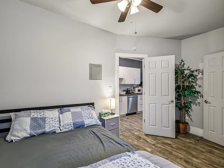 CENTER VIEW APARTMENTS- LIVE YOUR BEST LIFE HERE! — Photo 24