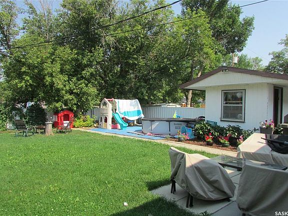 3rd image of 4018 Sherwood Dr