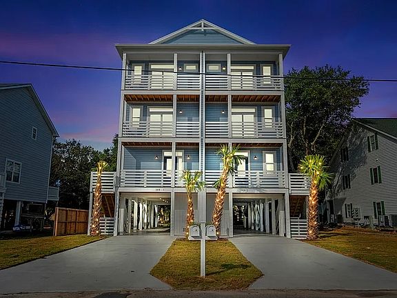 4th image of 308 Spencer Farlow Dr #2A
