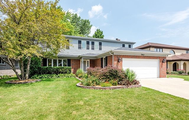 1st image of 760 Yorkshire Ln