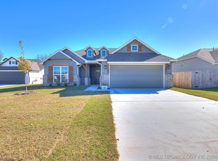 9304 E 134th St S, Bixby, OK 74008
