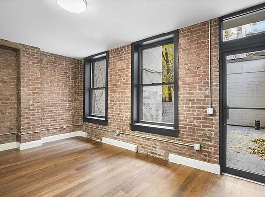 Rented by REAL New York | media 11