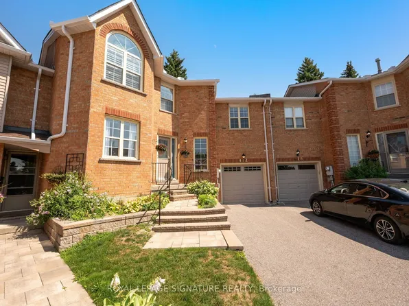 412 Butler Ct, Aurora, ON L4G 6G8
