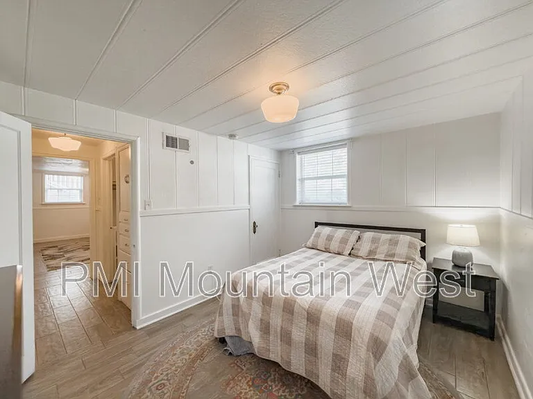 2122 S 1800 E — Photo 61