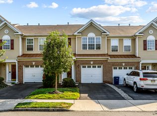 326 Helen Dr, Riverton, NJ 08077