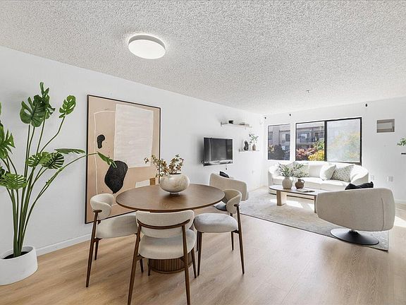 4th image of 39152 Guardino Dr APT 203