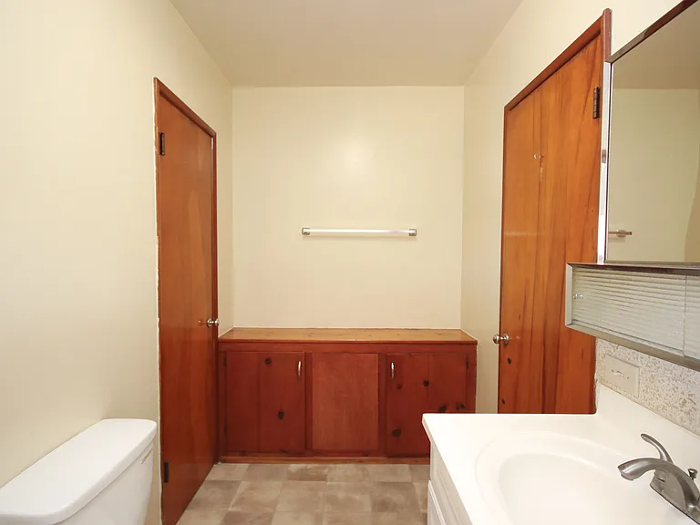 913 S Olive Avenue Alhambra Cir #1/2 — Photo 18
