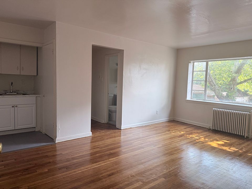 1st image of 716 Sanford Ave #B