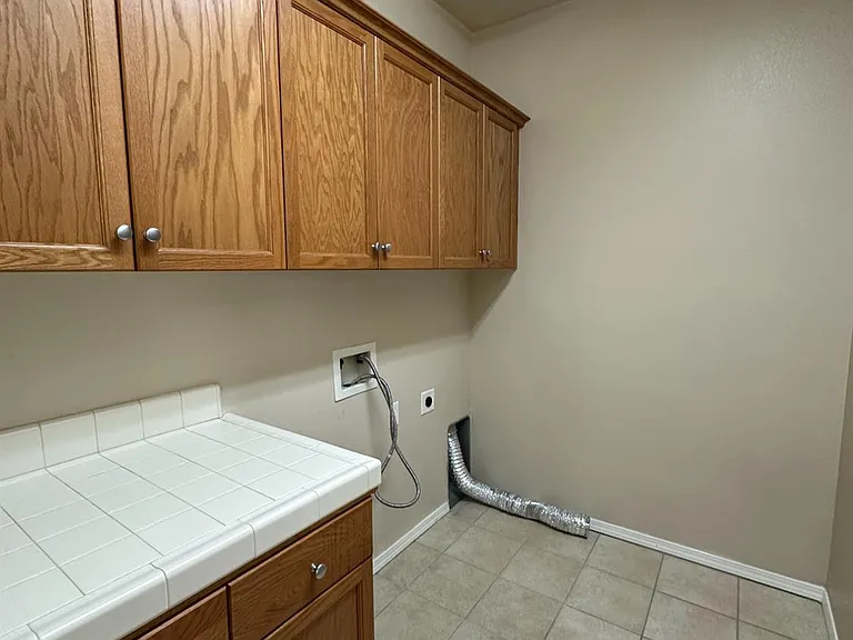 5541 N Plum Ln — Photo 10