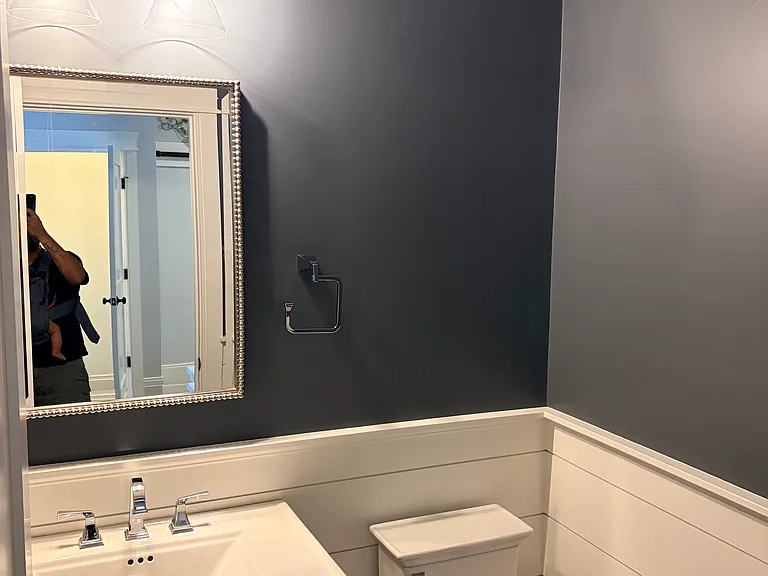 powder room - Level 1