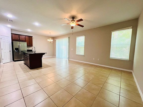 4th image of 1130 Victoria Glen Dr #1130