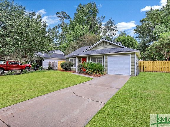 2nd image of 46 N Berwick Drive
