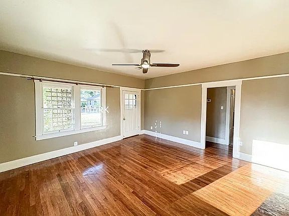5th image of 618 E Duffy Ln #Q