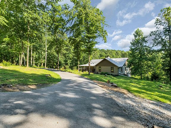 3rd image of 4545 Scenic Hills Ln