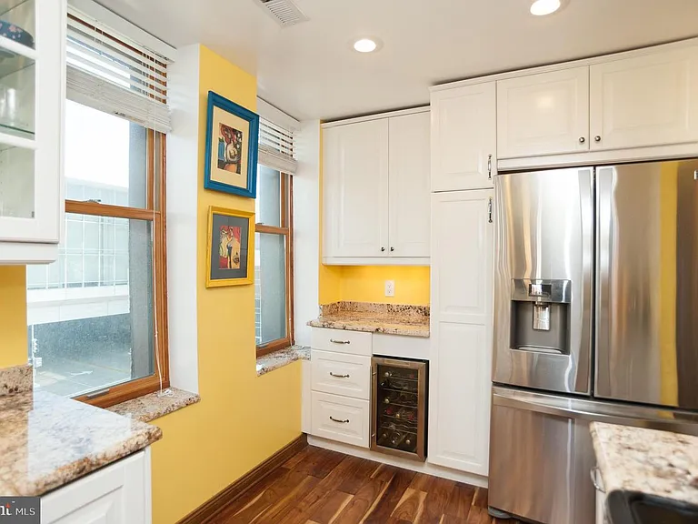 901 M St NW #401 — Photo 8