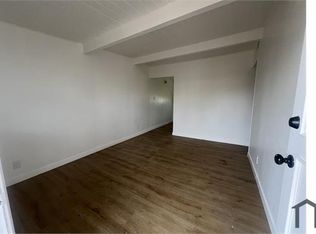 10506 S Inglewood Ave, Inglewood, CA 90304