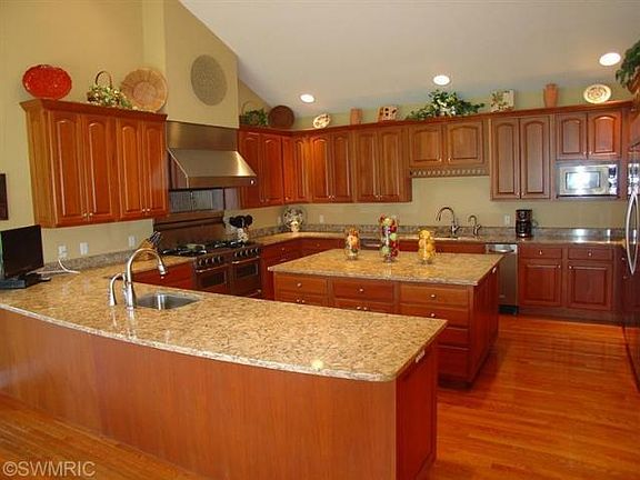 3rd image of 3029 Wyndwicke Dr