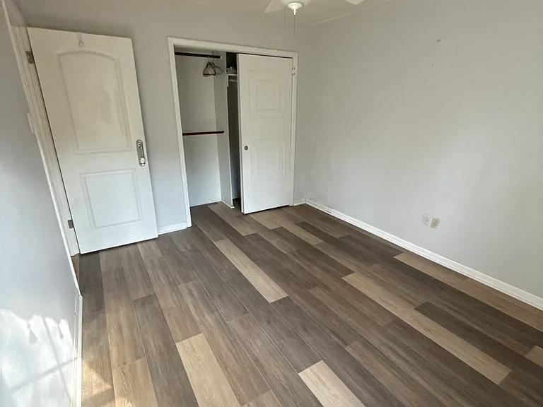 200 Mustang St — Photo 14