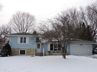 103 Highland Dr, Decorah, IA 52101
